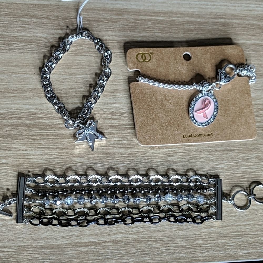3 piece bracelet lot